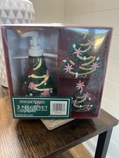 3 Piece Set Christmas 1 Ceramic Soap Pump And 2 Embroider Fingertip Towels