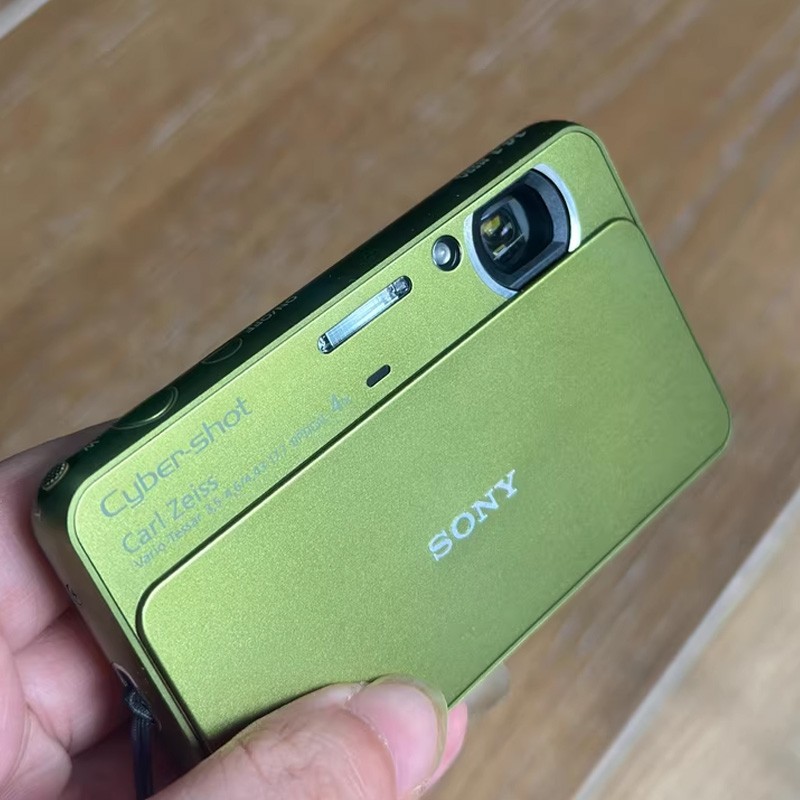 SONY Cyber Shot DSC-T99 Camera 14.1MP 4x Optical Zoom Digital