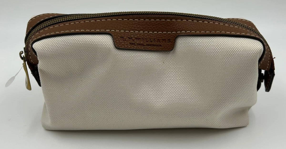 QANTAS AUSTRALIA BUSINESS CLASS RM WILLIAMS AMENITY KIT TOIELTRY BAG *SEALED*
