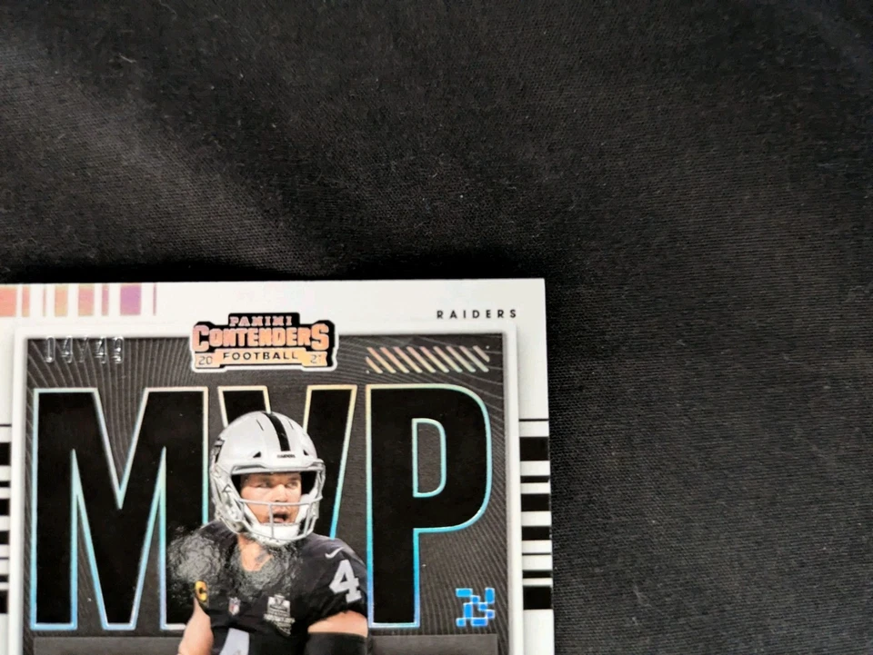 2021 Panini MVP Contenders Derek Carr Autograph Auto #4/49 Jersey # Raiders - Image 3 of 4