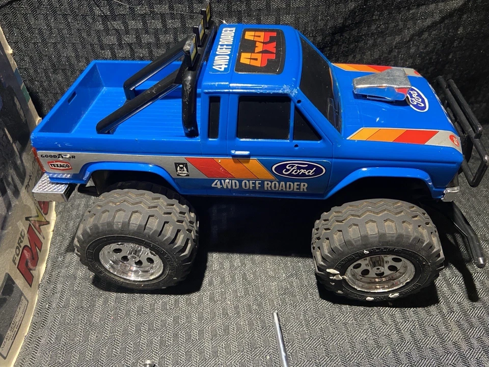 Vintage Nikko RC Truck Ford 4WD Off Roader Power Command Japanese Version 1/18 - Image 2 of 4
