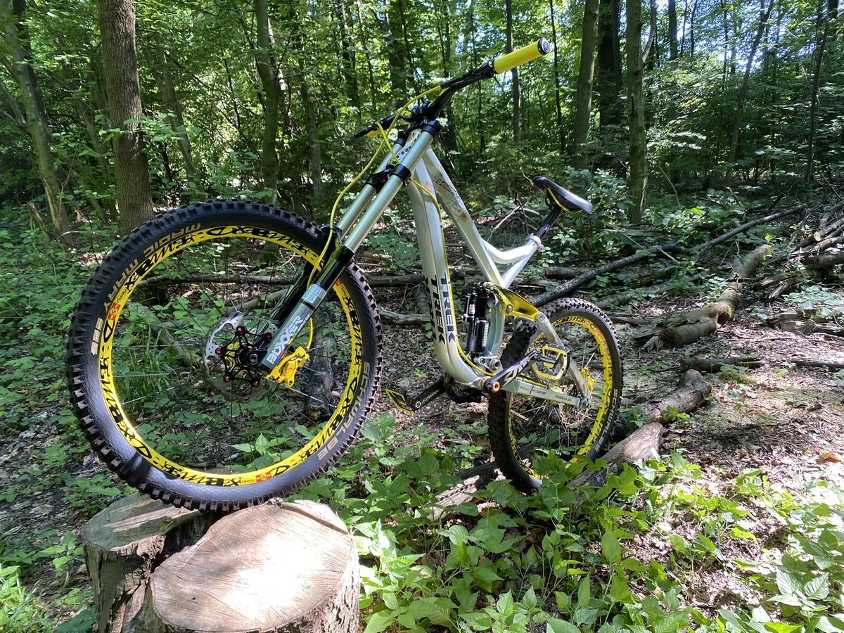 Dicht Erwarten von Unterschlagen downhill fahrrad Entziffern Lao Liebe