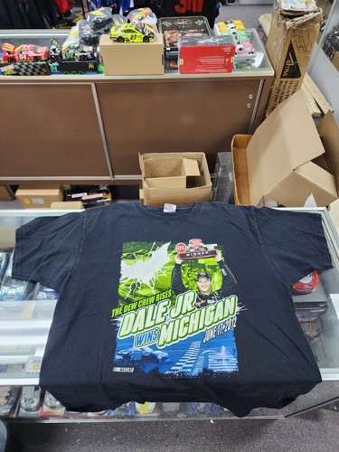 Chase Authentics Dale Earnhardt Jr #88 Dale Jr Wins Michigan 2XL Tee Shirt - Picture 3 of 4