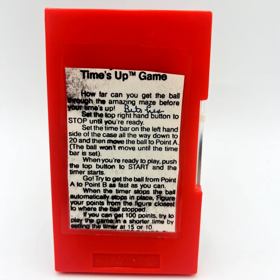 Vintage TOMY Time's Up Pocket Game 1975 Hand Held Skill Maze Timer Game - Image 4 of 4