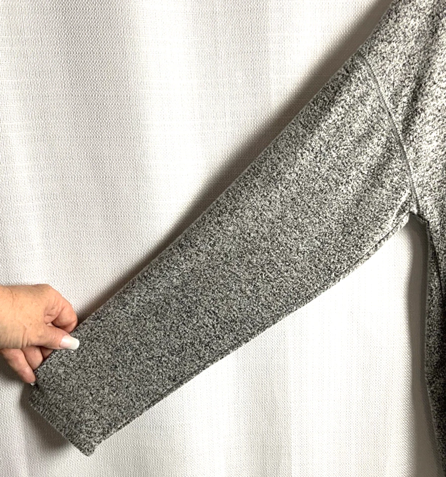 Lucky Brand Women's Super Soft Long Sleeve Sweater Size XXL Heather Gray B*H - Image 3 of 4