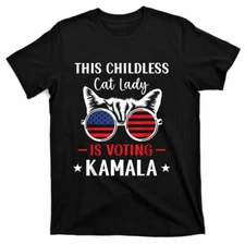 This Childless Cat Lady is Voting Kamala-Harris T-Shirt