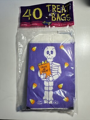 Fun World 1995 40 Vintage Halloween Trick Treat Paper Bags  - Skeleton
