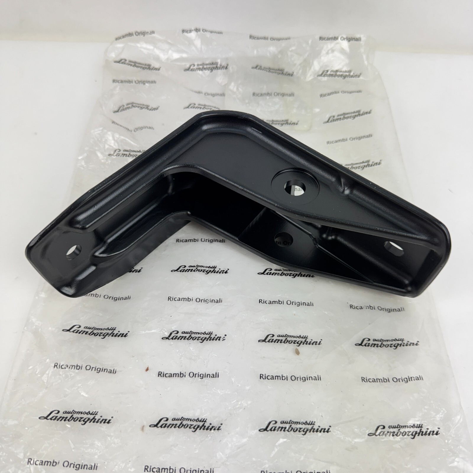 2015 - 2019 Lamborghini Huracan Front Left Shock Strut Mount Bracket 4T0805517