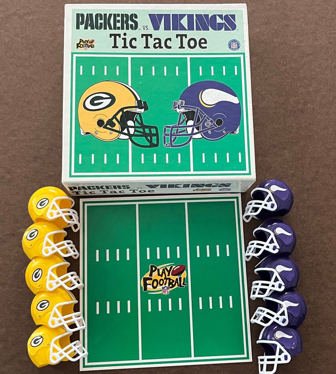 Vintage Packers vs Vikings Play Football Tic Tac Toe Game w Mini