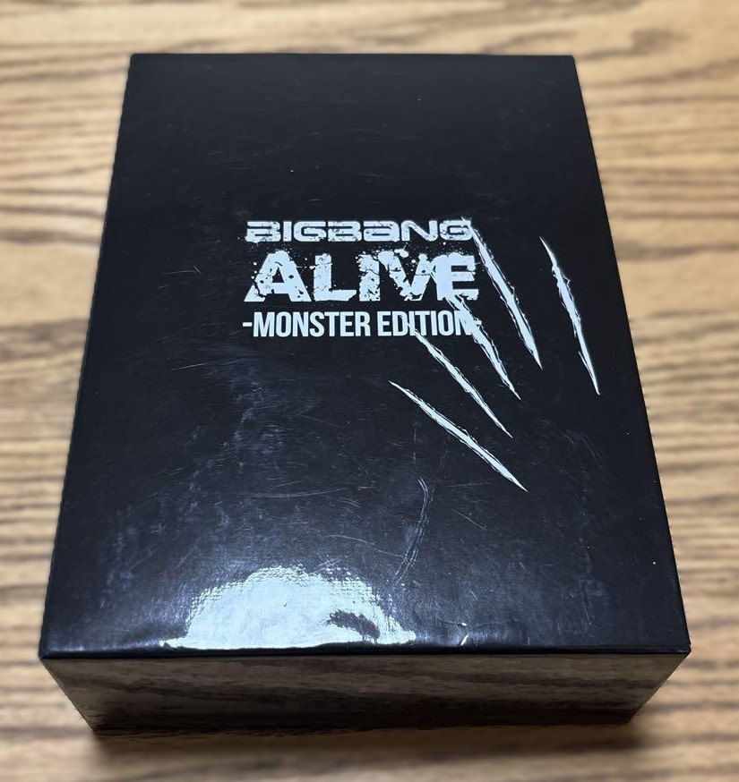ALIVE –MONSTER EDITION-(CD+DVD+T-SHIRT) BIGBANG ALIVE -MONSTER EDITION- CD+DVD+T-Shirt M Size Rare