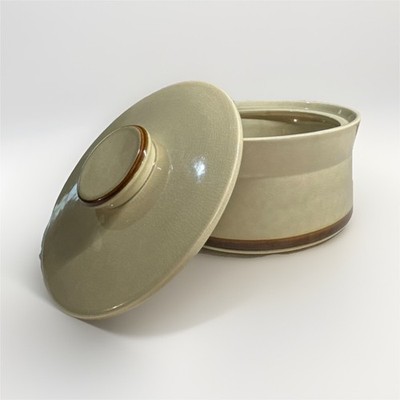 Topaz Stoneware Oven-Safe Casserole With Lid Beige Brown Japan