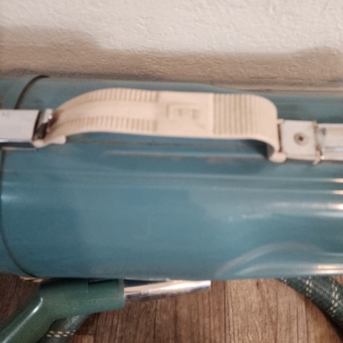 Vintage Electrolux Blue Canister Vacuum Cleaner Model L ~ TESTED & WORKS - Picture 4 of 13
