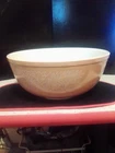 Vintage 70s Pyrex “Woodland” 402/1.5qt Tan Mixing Bowl, Excellent
