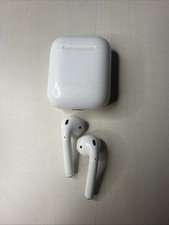Apple AirPods 1st generation  Case Included White - Fair Ap4