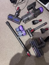Dyson V11