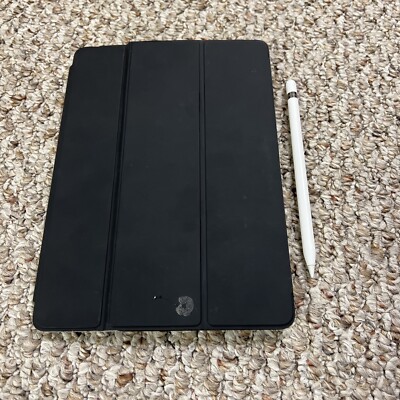 Apple iPad 10.2-inch (8th Gen) Tablet (A2270) Wi-Fi - 32GB Silver