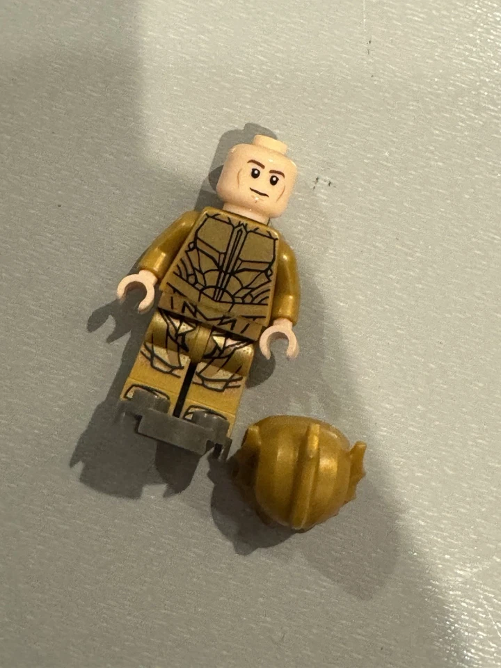 Lego Atlantean Guard Aquaman Atlantis Gold Armor Minifigure Justice League - Image 3 of 3