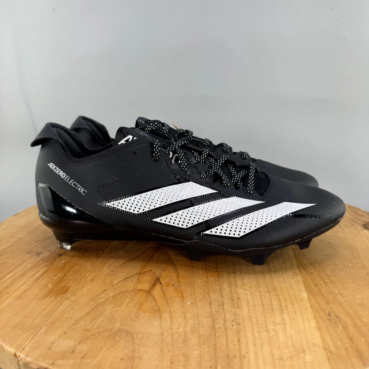 Las mejores ofertas en adidas Adizero Cleats Black White | eBay