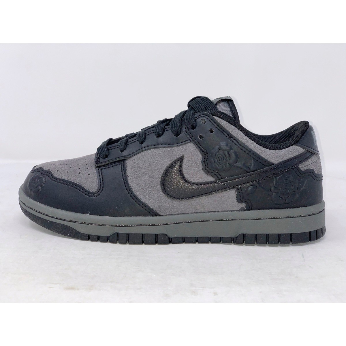 Nike Dunk Low 'Black Roses' Black Sneakers, Size 11 / 9.5M BNIB