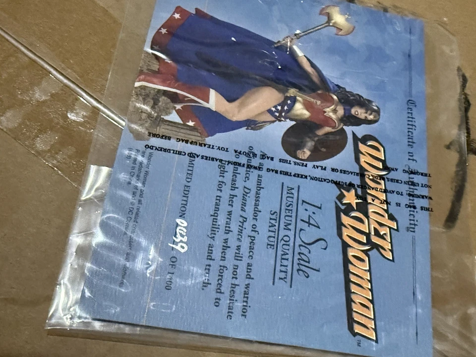Wonder Woman 1:4 Scale Museum Quality Statue 439/1400 by DC DIRECT w/ Box, COA - Image 3 of 4