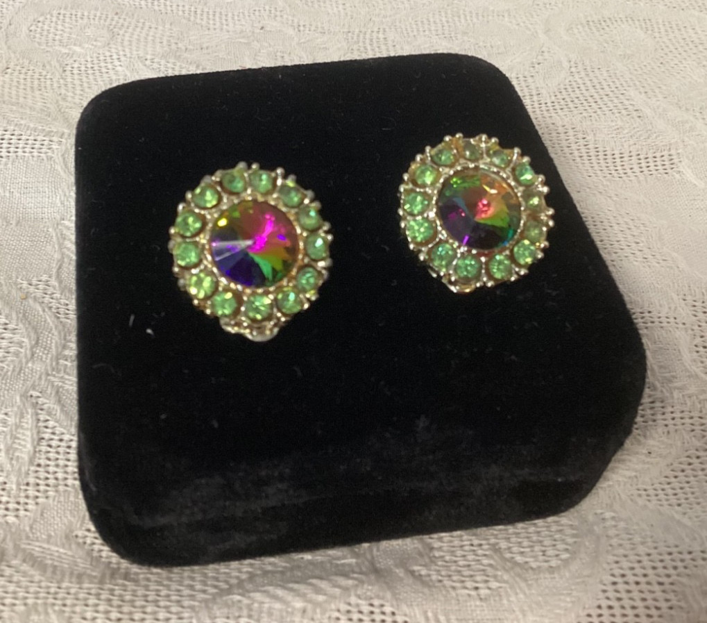 RIVOLI Watermelon Green Apple Glass Earrings Clip View 5