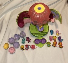 Hatchimals Secret Scene Egg Flower Play set with 14 Mixed Series Hatchimals