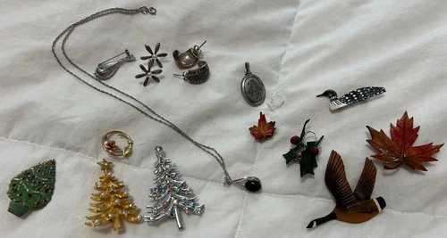 Vintage 70s 80s Costume Jewelry Lot 13 Pcs Earrings Necklace Pins Silver Leather