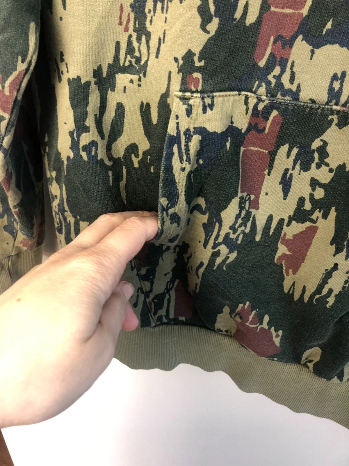 gymshark camo fitness logo spellout hoodie