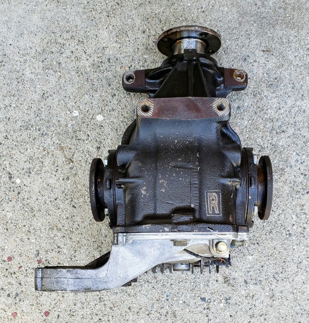 1996 BMW Z3 Rear Differential 3.45 Ratio, Fits BMW 318i & 320i (444