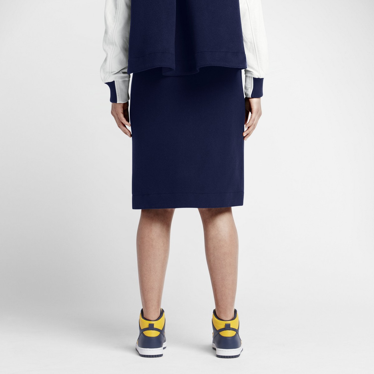 Nike x Sacai Windrunner Women's Skirt 802264 451 Obsidian/White