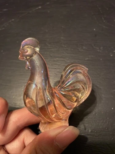 Nice Vintage Mini Fenton Art Glass Rooster Figurine~ Pink Iridescent Glass
