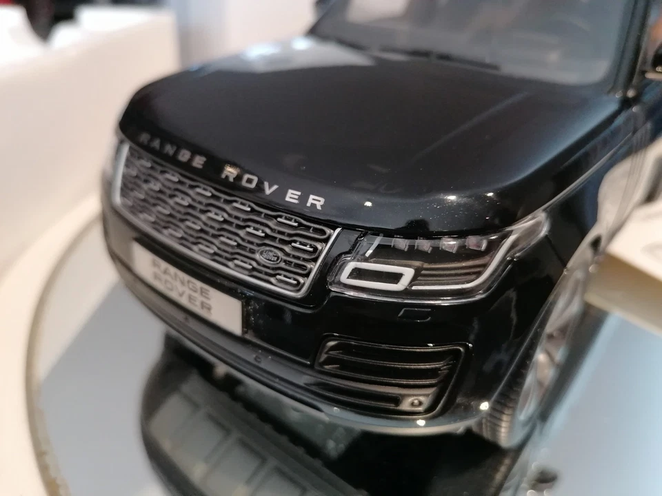 LCD Models 1/18 Range Rover Autobiography First Edition 2020 Black Met MINT Box - Immagine 3 di 4