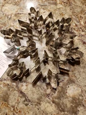 NWT 2009 R & M International 7.5” Snowflake Cut-Out Cookie Cutter