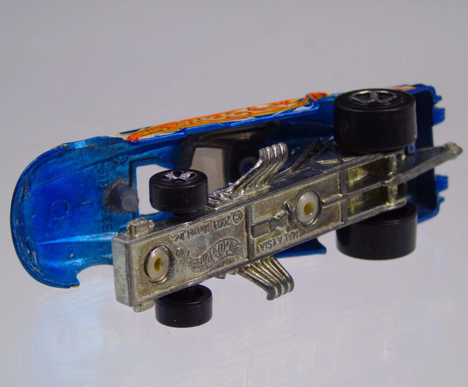 1977 Hotwheels 2003 Mattel Lift Top Racers 2007 McDonald's   - Image 4 of 4