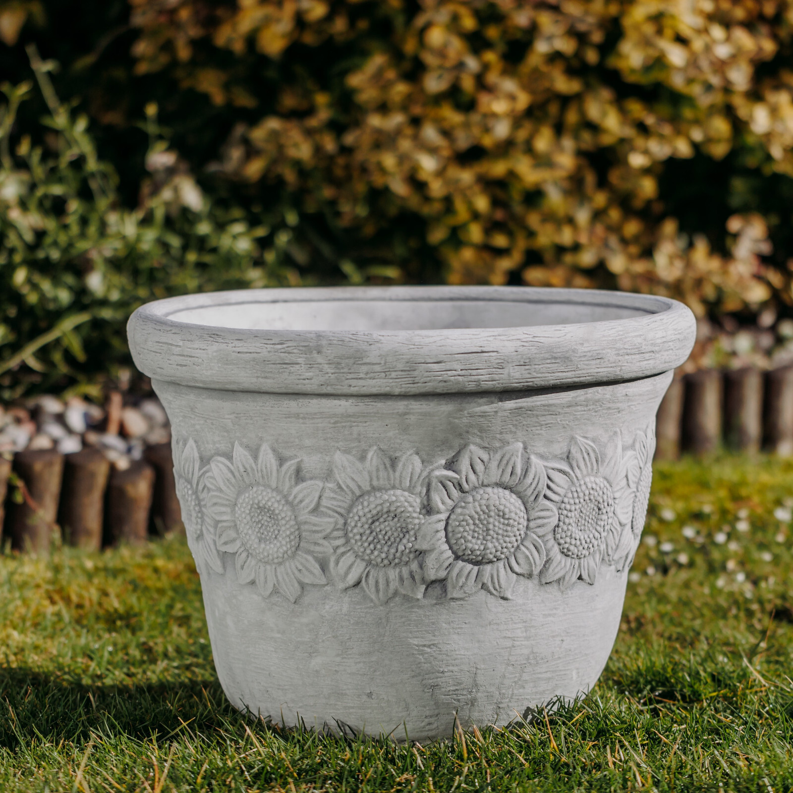 Flower Pot XL Planter Plant Pot 35cm 23kg 29 Litre Concrete Frost Proof