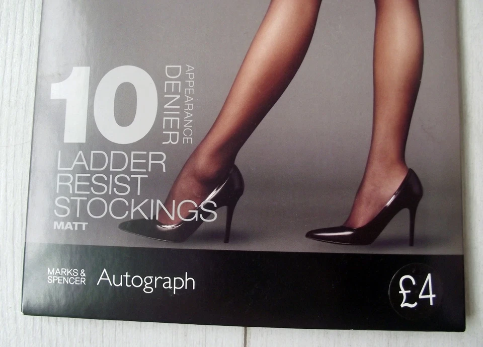 Marks & Spencer 10 Denier Ultrasheer Lace Top Matt Stockings Medium/Natural Tan - Image 4 of 4