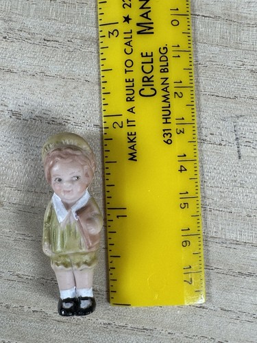 Vintage Miniature Ceramic Bisque Penny Doll Frozen Charolette Holding Book - Picture 6 of 6
