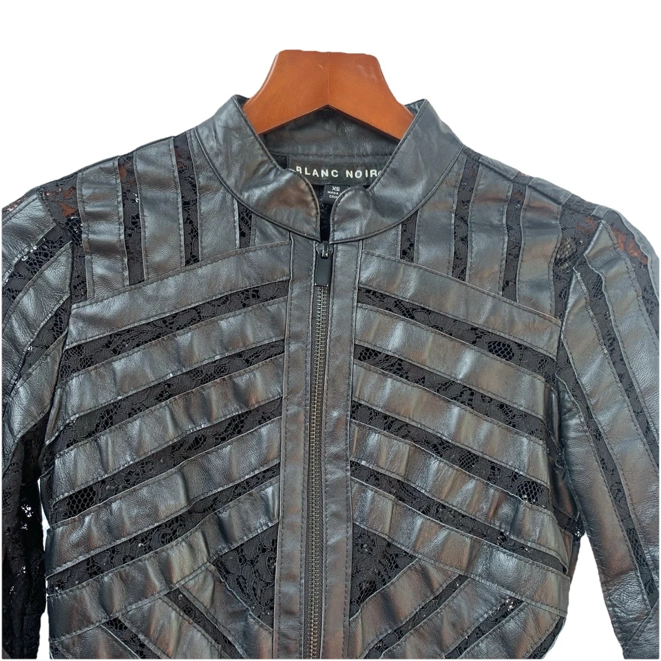 Chaqueta corta Blanc Noir talla XS de cuero negro y encaje Foto 3 de 4