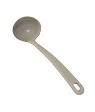 Vintage Ultratemp Hanging White Ladle #2109-1 Made In USA Robinson Knife Co.