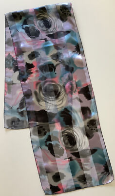 !!Ein grauer abstrakter moderner Vintage-Damenschal aus Chiffon-Satin mit Blumen und Selbststreifen