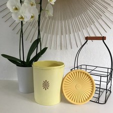 1 ⚜  Ancienne Boite Tupperware Soleil Jaune Avec Couvercle Vintage Hauteur 19 Cm