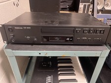 Tascam CD 200 Professional CD Player Tested Optical Output Rackmount Ready