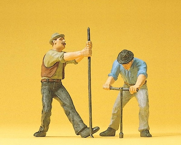 Preiser 45009 2 Gleisbauarbeiter Figuren Mit ZubehöR, 1:22,5 / Spur G-image