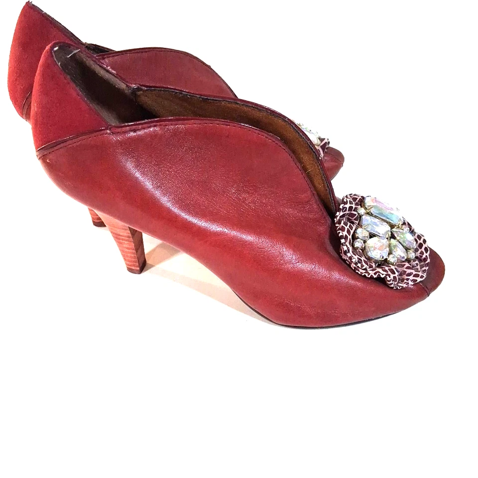 Туфли на каблуках Poetic License размер США 7 M красная кожа с открытым носком блестящие со стразами акцент - Изображение 2 из 4