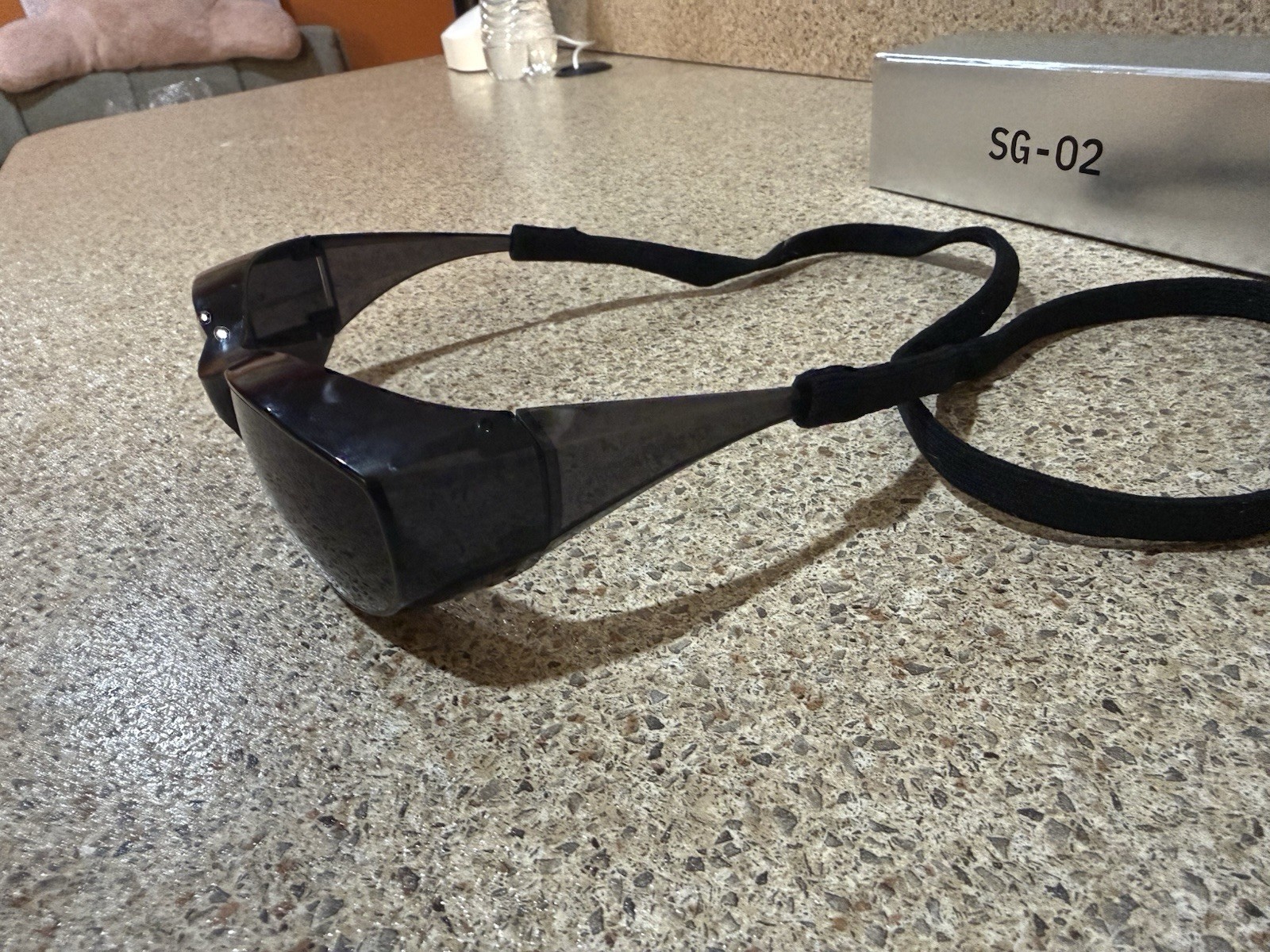 Yeezy SG-02 Sunglasses SZN X - NEW thumbnail 4