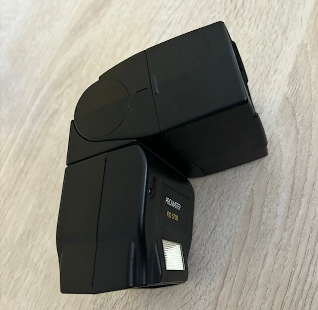 Promaster FTD 54700 Professional Shoe-mount Flash + Pentax & Minolta modules - Image 4 of 4