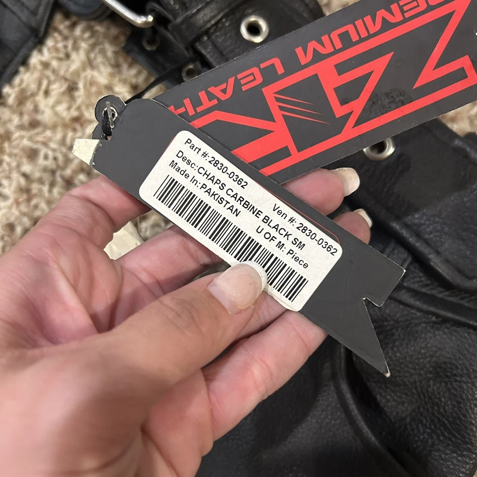 Gorras de cuero Z1R Sabot pequeñas para montar en motocicleta nuevas con etiquetas Foto 4 de 4