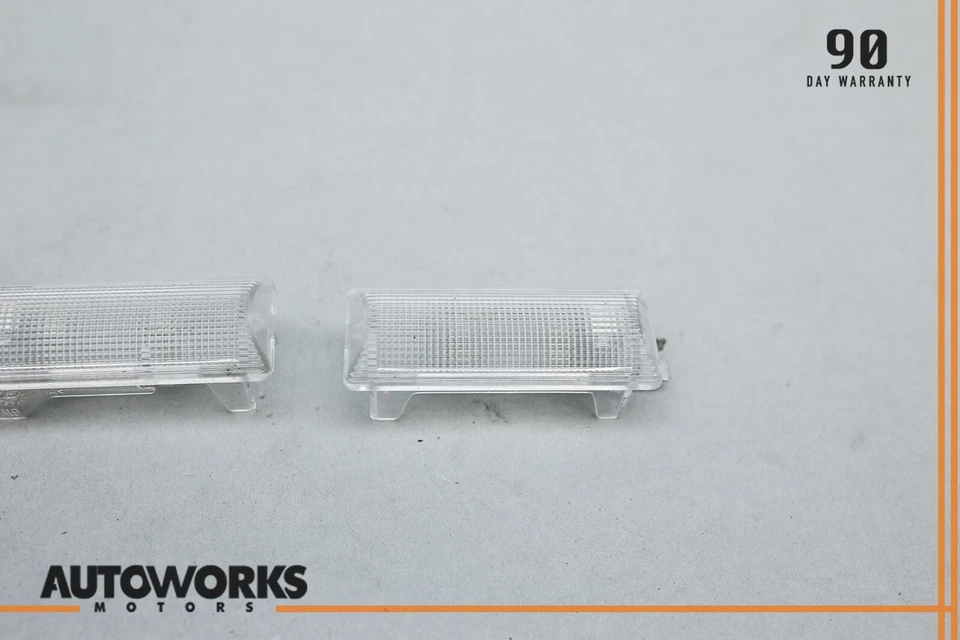 07-15 Jaguar XK XKR X150 Lámpara de luz interior trasera izquierda o derecha OEM Foto 3 de 4