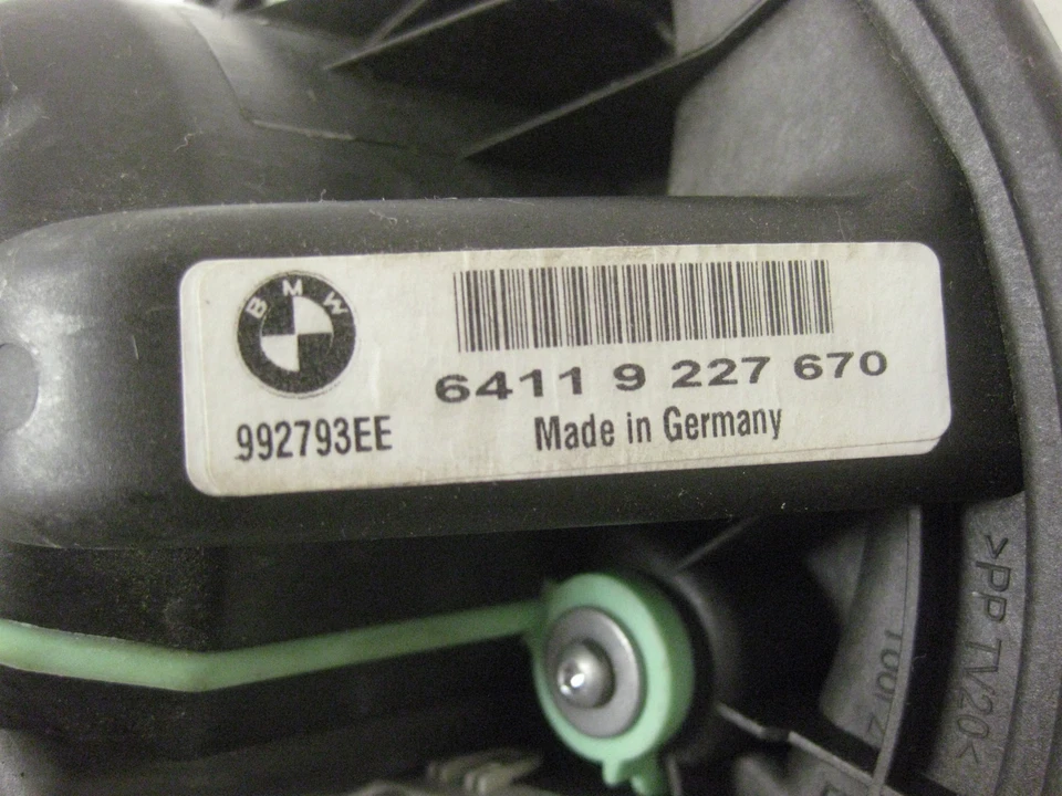 2006 BMW 330I AC BLOWER MOTOR 6411 9 227 670 FACTORY OEM 07 08 09 10 11 12 - Image 4 of 4