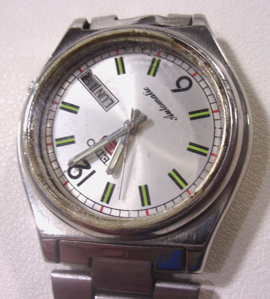Incomplete 36mm. Seiko on of watch. SONY for PARTS watch  clasp. back only. 5 - vintagewatches.pk